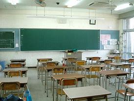 学校での照明事例